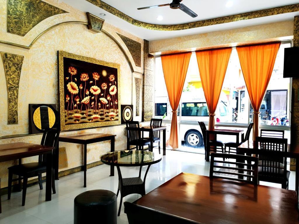 Patong Sharaya Boutique Complex酒店 外观 照片