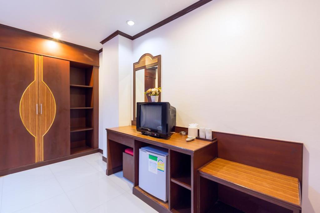 Patong Sharaya Boutique Complex酒店 外观 照片
