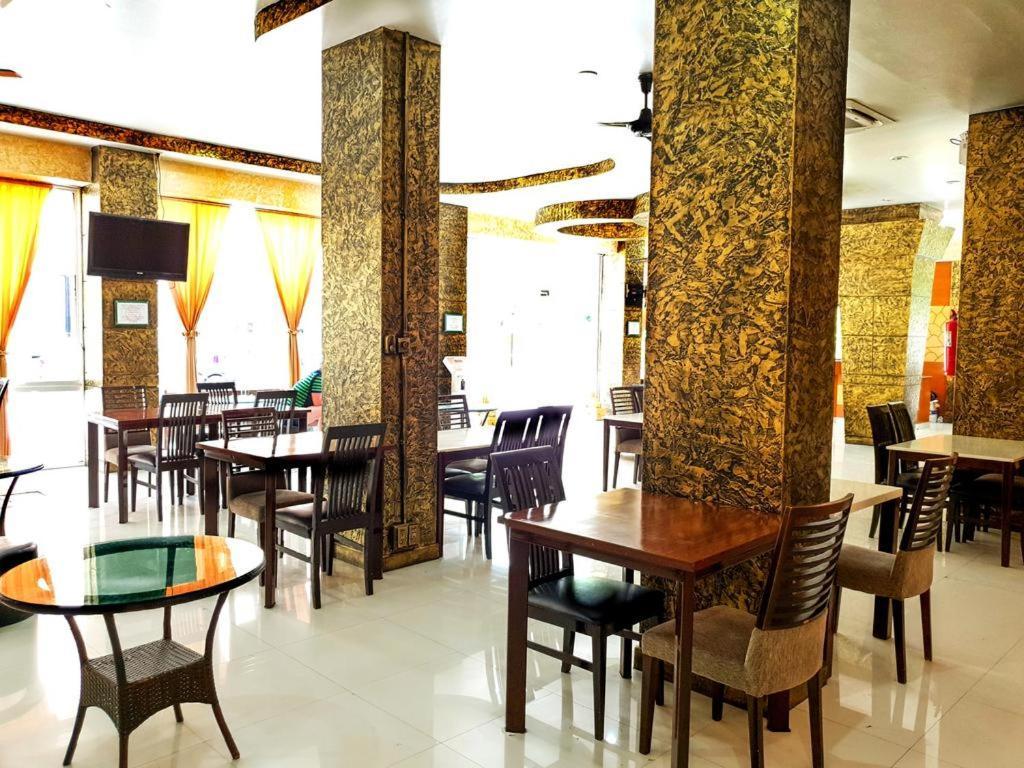 Patong Sharaya Boutique Complex酒店 外观 照片