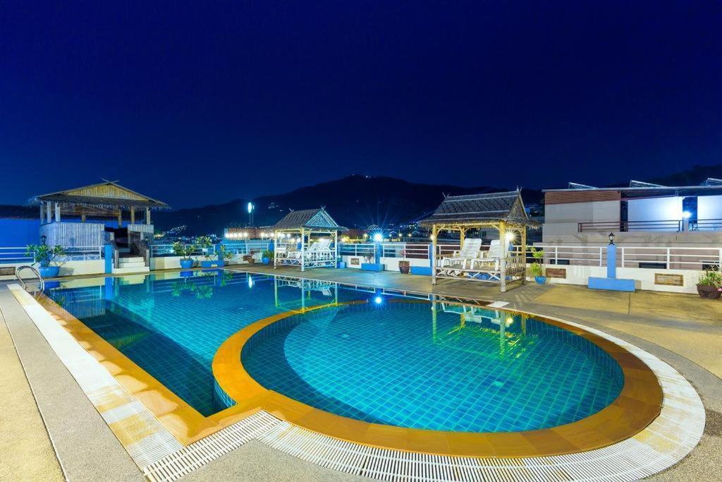 Patong Sharaya Boutique Complex酒店 外观 照片
