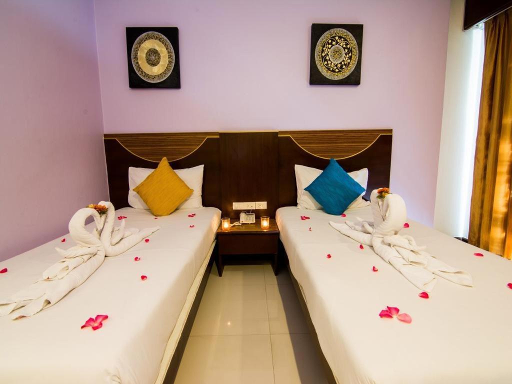 Patong Sharaya Boutique Complex酒店 外观 照片
